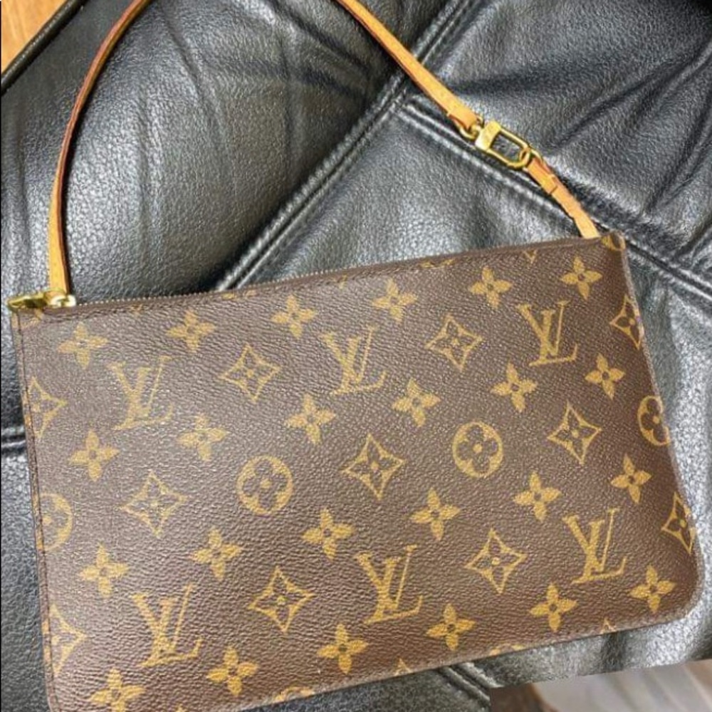 Authentic Louis Vuitton neverfull pouch